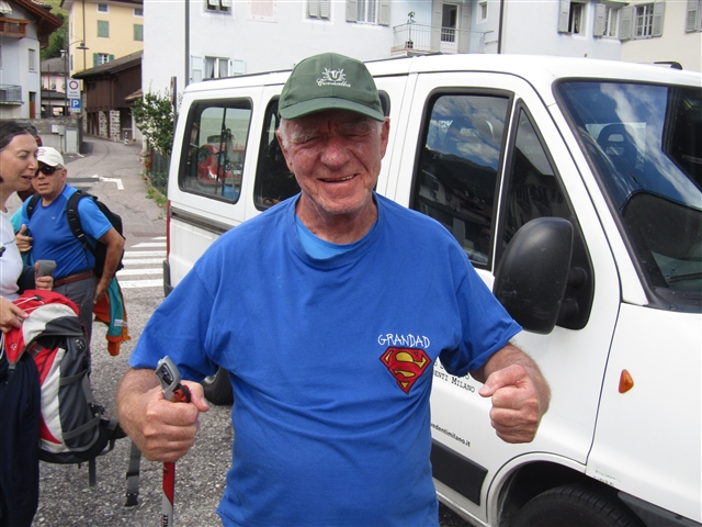 Antonio S. Con la maglia di Superman!